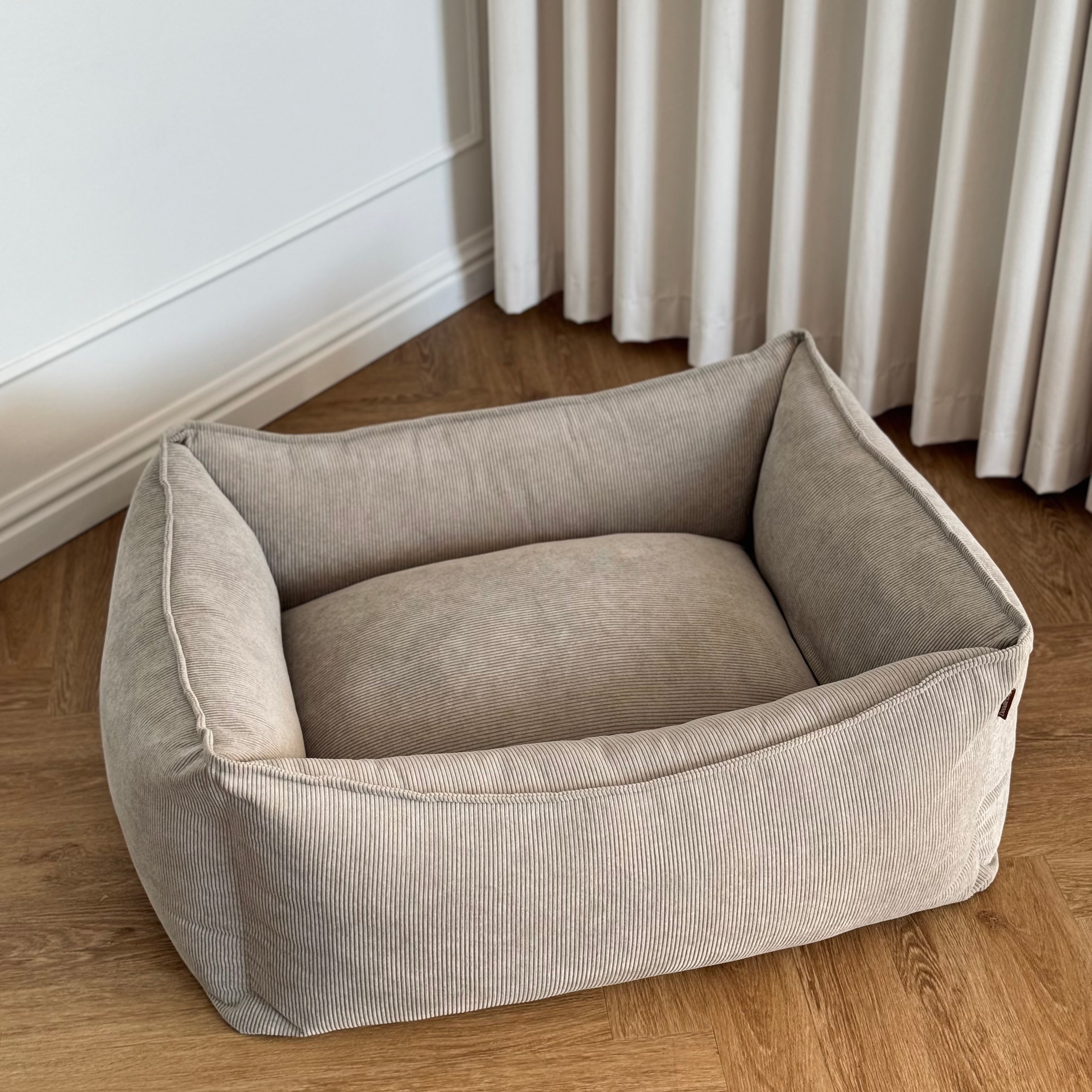 Carl Hundekurv   Beige   Medium