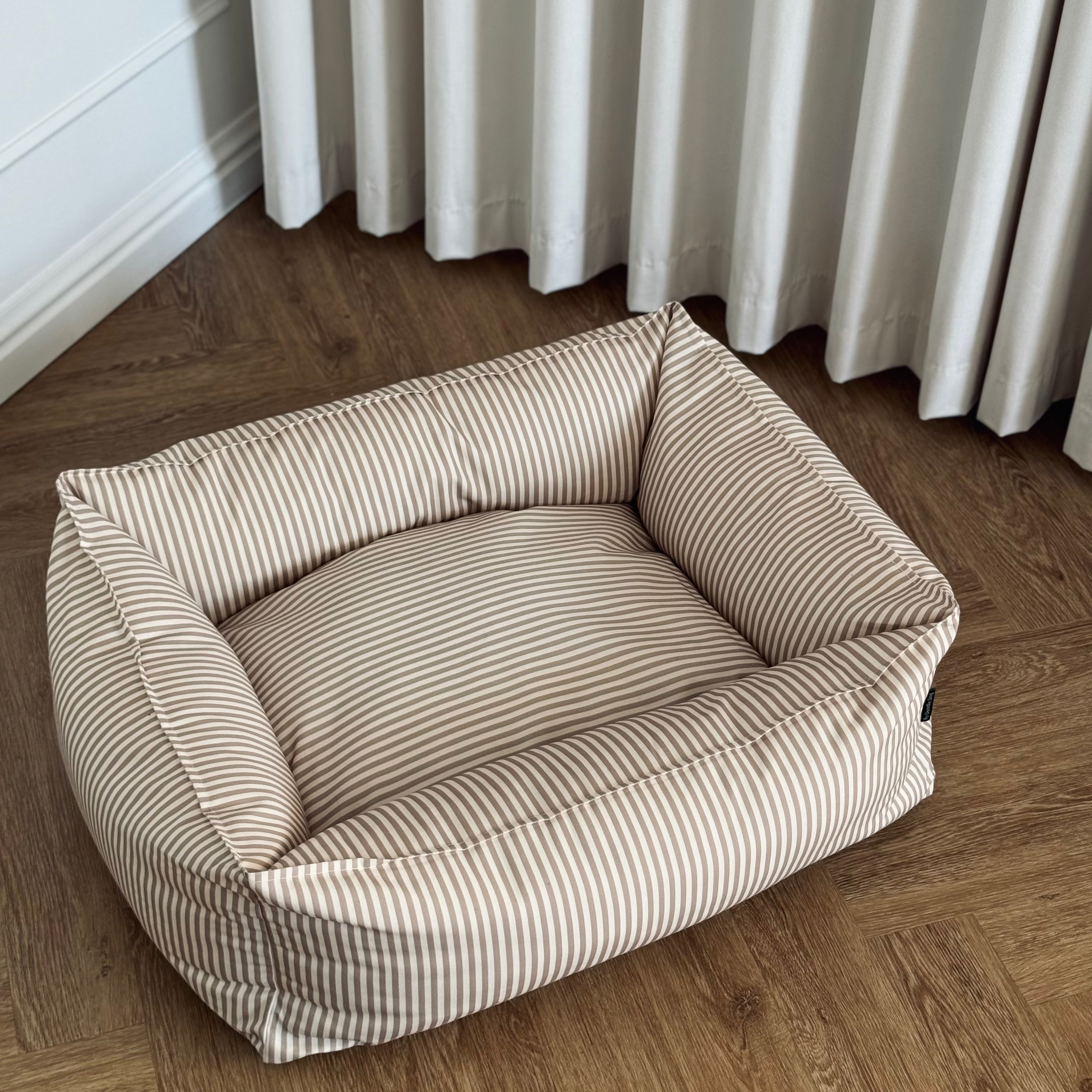 Anna Hundekurv   Mørk Sand Creme Stribet   Medium